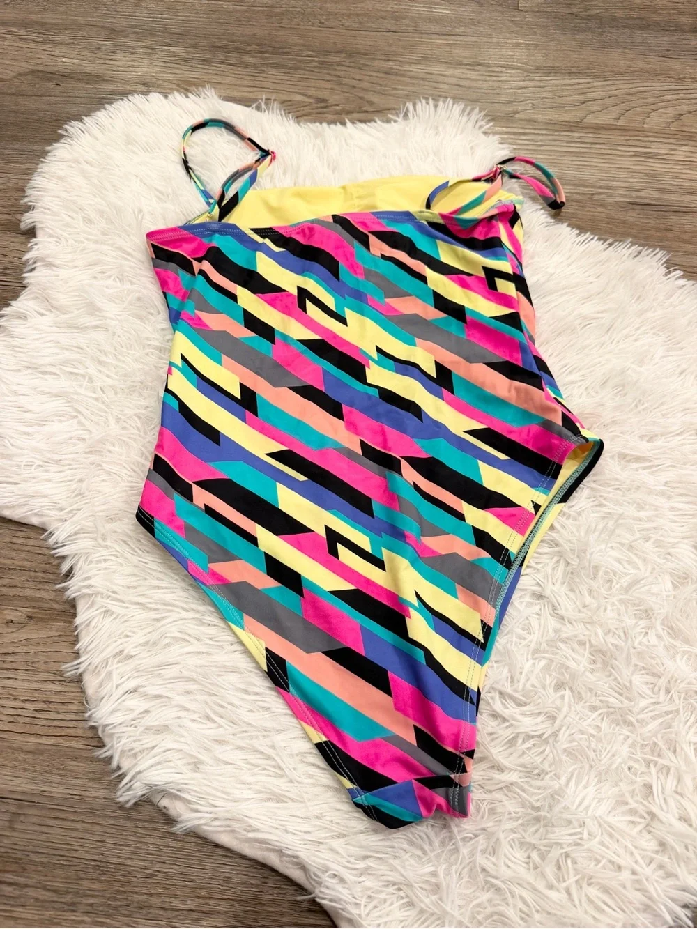 N/A geometric neon